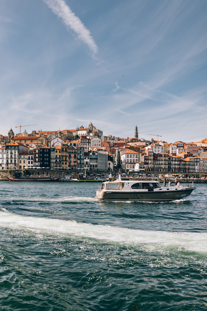 Porto waterfront | Online Shop von Cornelius Bierer - freiberuflicher Fotograf und Filmemacher aus Stuttgart - Realisiert mit Pictrs.com
