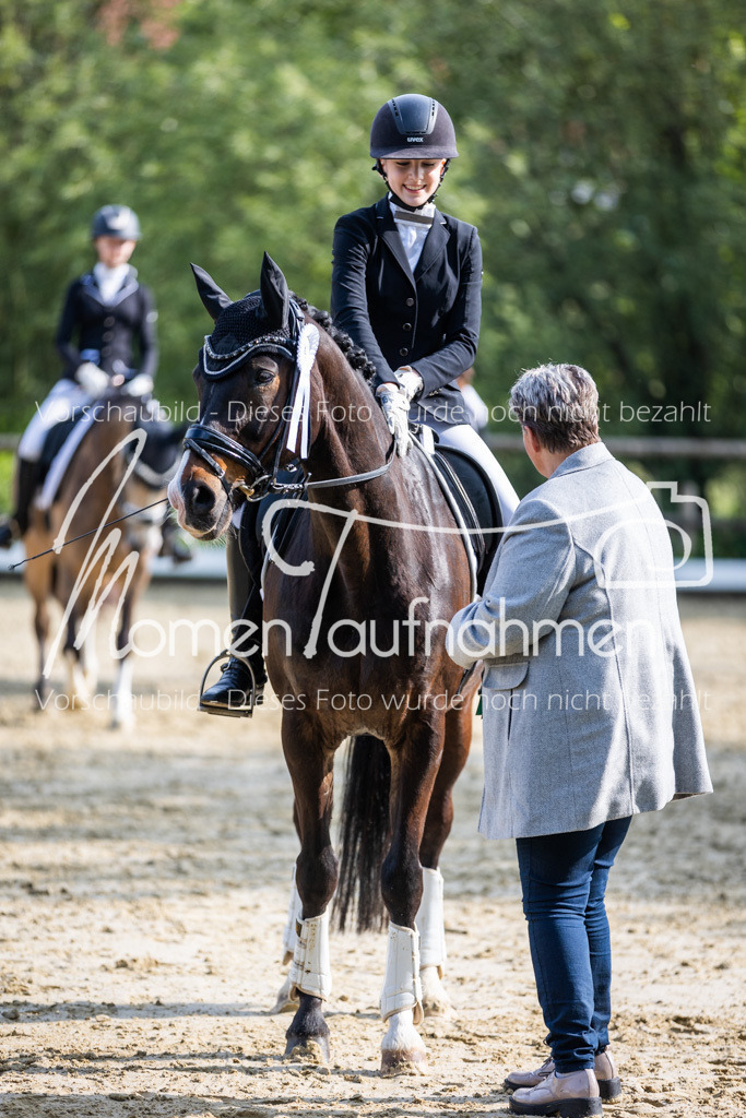 Donop24-A-Dre-152 | MomenTaufnahmen Pferdesportfotos