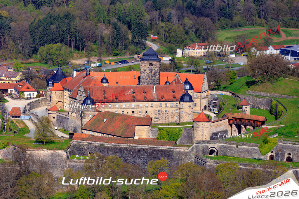 Die Luftaufnahme Festung-rosenberg - Kronach wurde 2017 mittels Flugzeug (keine Drohne) erstellt. Perfekte Schärfe und Druck- Auflösung- Garantiert!