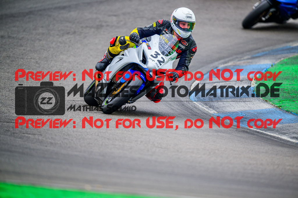 MaZZes_FotoMatrix_240614_6007705_5181 | ROT