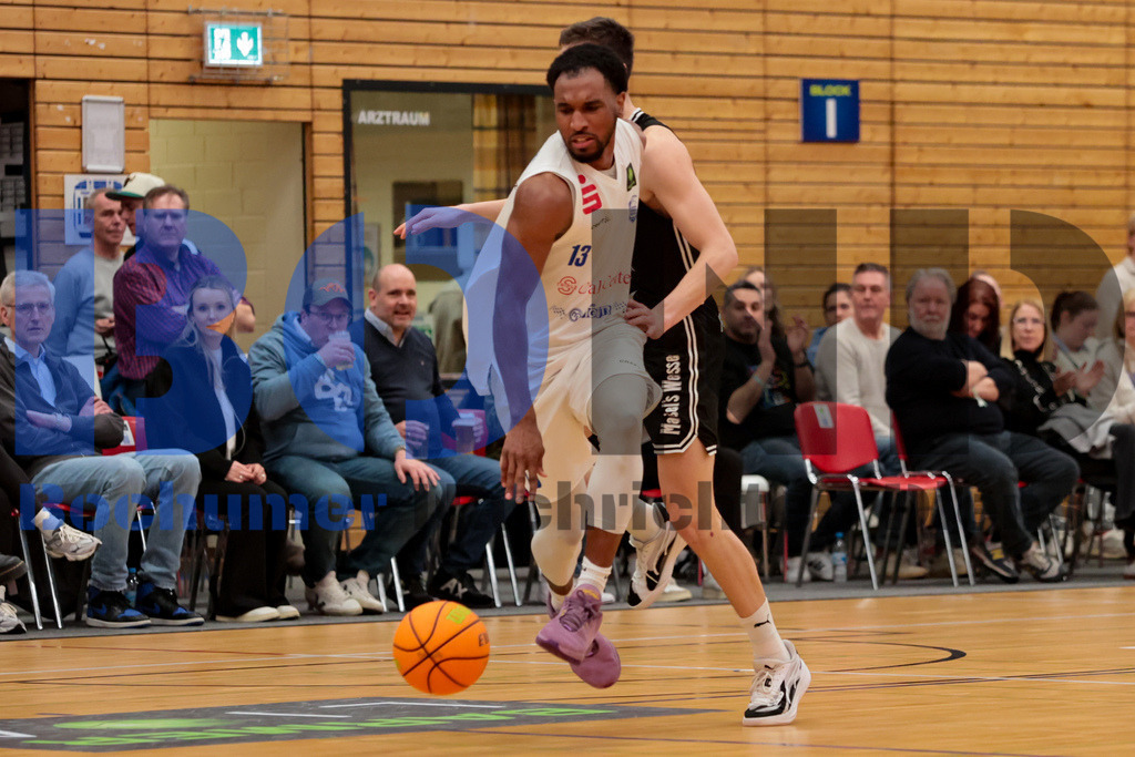 SES_BOCBAY20250209-41 | bond - Realisiert mit Pictrs.com