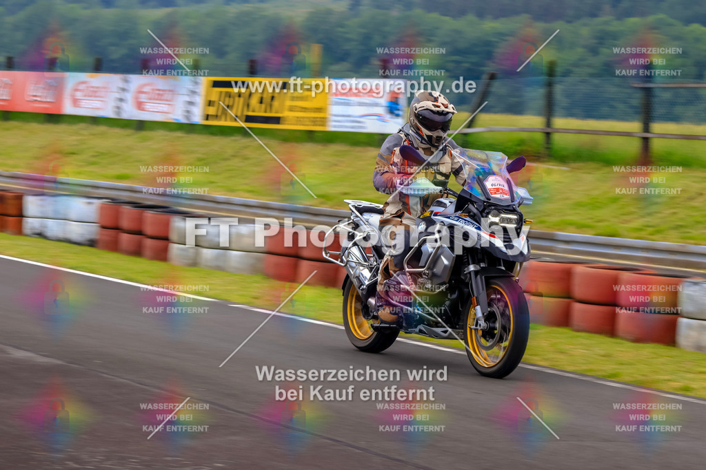 OBK-5547 | Hier findet Ihr Bilder von Touristenfahrten auf der Nürburgring Nordschleife oder von anderen Veranstaltungen die ich besucht habe. Viel Spass beim Durch Schauen 