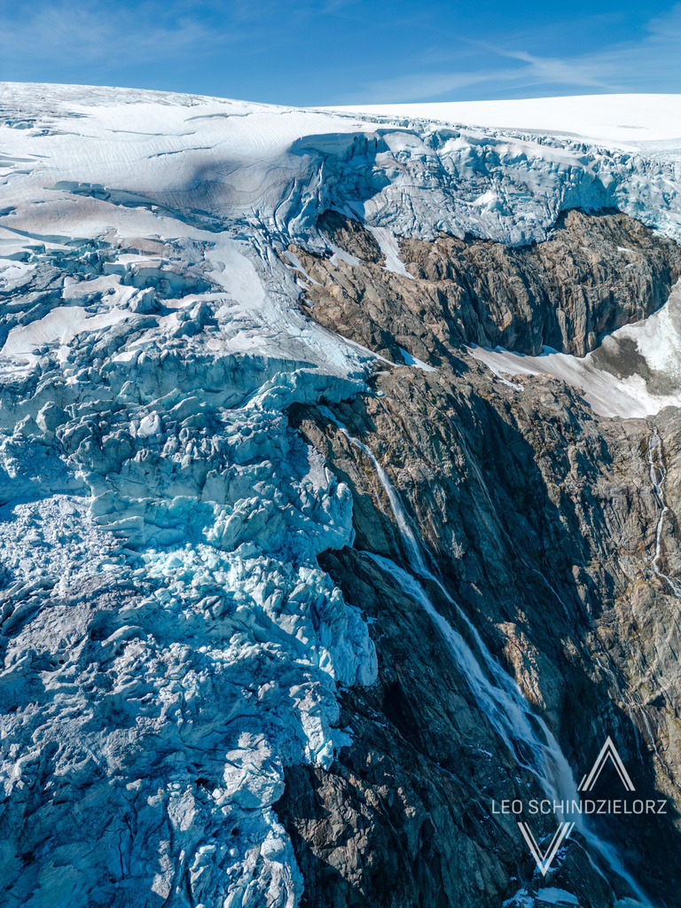 Fotografie_Leo_Schindzielorz_NO_Sommer_Reinanuten_20220813_DJI_0398_org | Atmosphärische Landschaftsbilder & Drohnenaufnahmen aus dem Allgäu, Tirol, Südtirol & der Schweiz – ideal für Leinwanddrucke & zur stilvollen Raumgestaltung. - Realisiert mit Pictrs.com