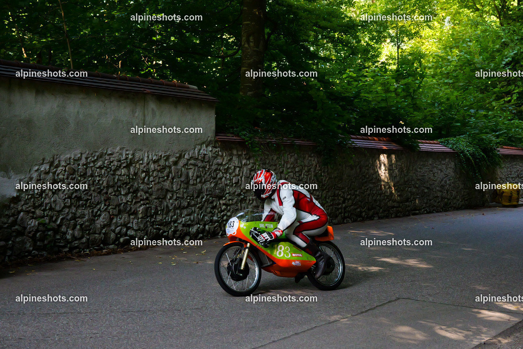 P1015304 | Erleben Sie atemberaubende, hochqualitative Fotos Ihrer Fahrt entlang der malerischen Alpenstraßen. Besuchen Sie alpineshots.com, um professionelle Aufnahmen Ihrer unvergesslichen Reise zu finden und zu kaufen - Realisiert mit Pictrs.com