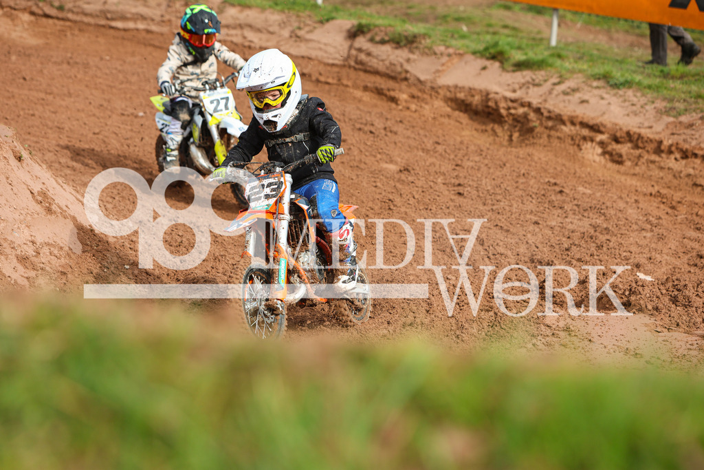 5E6A7283 | 989 MEDIAWORK
