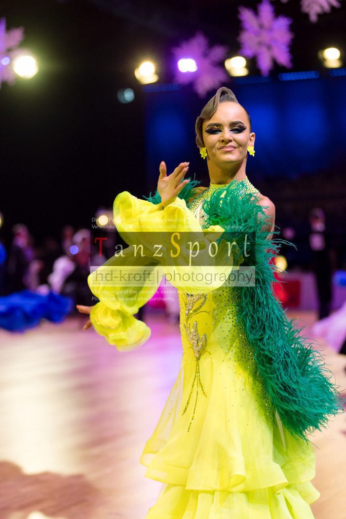 20241215_WDSF_Open_Youth_Std-Riga-8524 | Tanzsportbilder, Standardtanz, Lateintanz, WDSF, DTV, LTVB, dancecomp, goc, hessen tanzt, blaues band der spree, walzer, tango, wiener walzer, slowfox, quickstepp, samba, rumba, cha-cha-cha, paso doble. jive, hd-kroft photography, turniertanzsport