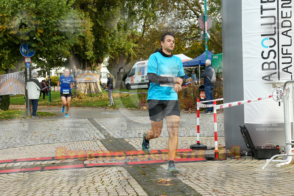 241020_1006_EX1_7730 | Sportfotografie im Rhein-Sieg Kreis, Köln, Bonn, NRW, Rheinland Pfalz, Hessen, etc. Unser Tätigkeitsfeld umfasst den Laufsport vom Volkslauf über den Marathon, Duathlon, Triathon bis zum Ultralauf wie Kölnpfad Ultra oder Schindertrail.