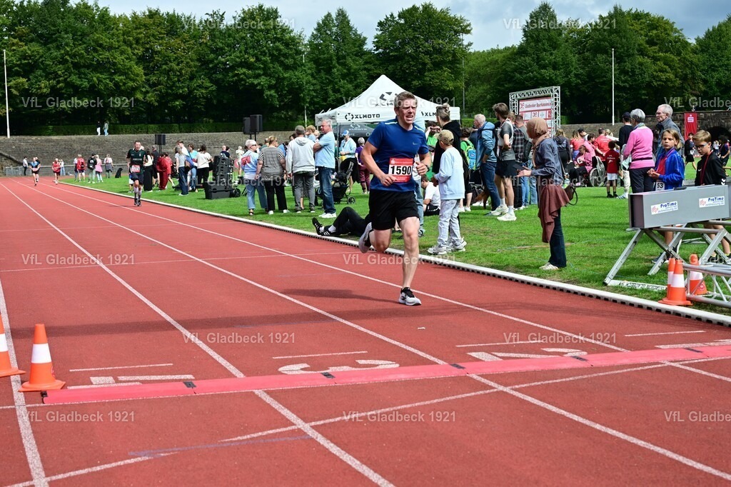 2026-08-23_Sparkassenlauf_HM_RM_002290 | Die Fotografen - Realisiert mit Pictrs.com