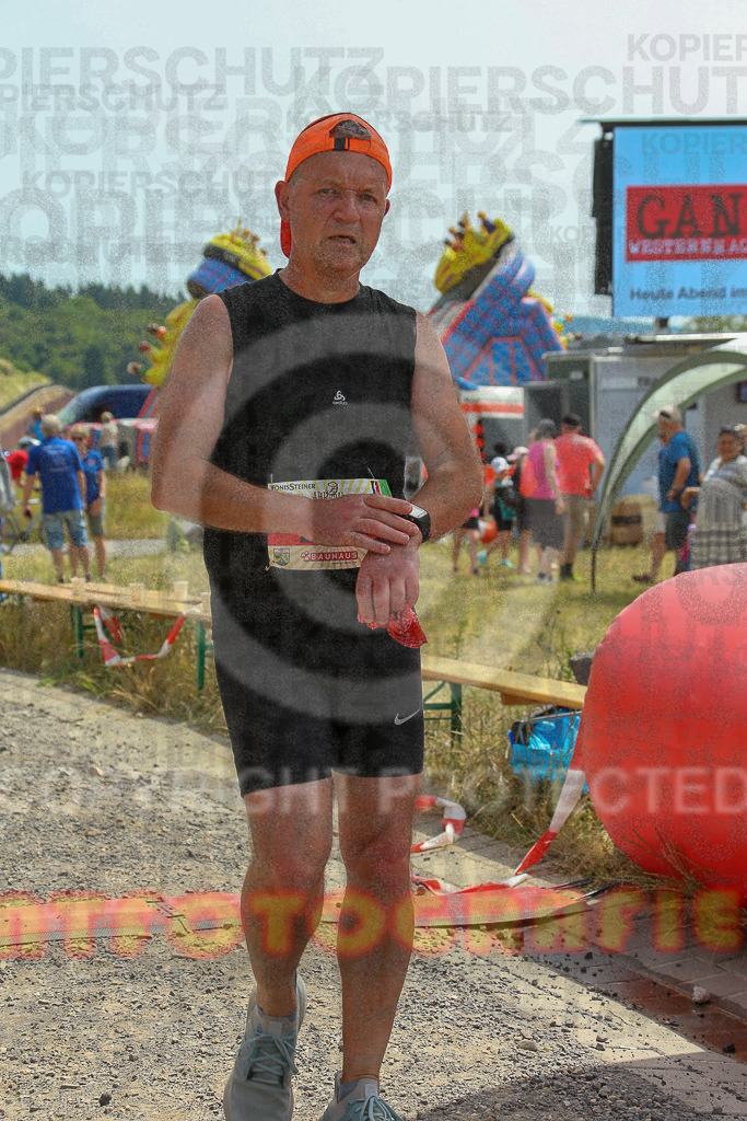 220618_1216_EX1_9769 | Sportfotografie im Rhein-Sieg Kreis, Köln, Bonn, NRW, Rheinland Pfalz, Hessen, etc. Unser Tätigkeitsfeld umfasst den Laufsport vom Volkslauf über den Marathon, Duathlon, Triathon bis zum Ultralauf wie Kölnpfad Ultra oder Schindertrail.