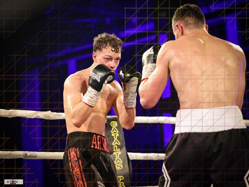 Domenik Arnold erster WM KAmpf 02 2026 tomafocus TB00155 | professionelle Sport- und Eventfotografie von Tomafocus – dynamische Bilder, emotionale Momente und hochwertige Aufnahmen für jeden Anlass. - Realisiert mit Pictrs.com
