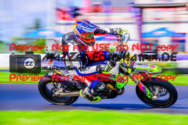 MaZZes_FotoMatrix_240713_6021986_3371 | S2