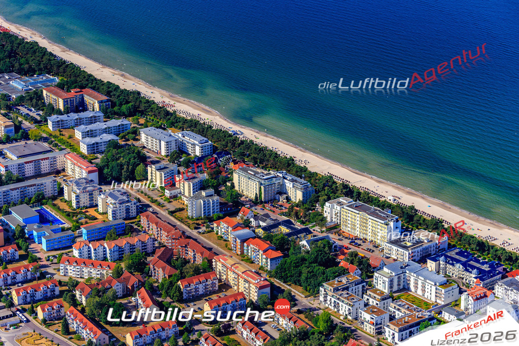 Die Luftbildaufnahme Strand - Binz wurde 2018 mittels Flugzeug (keine Drohne) erstellt. Perfekte Schärfe und Druck- Auflösung- Garantiert!
