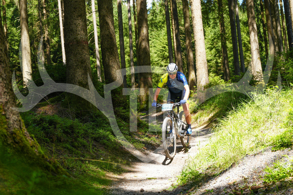 FC603970 | Fotogalerie der Treibjagd im Dunkelwald - Dein MTB Etappenrennen im Erzgebirge - Realisiert mit Pictrs.com