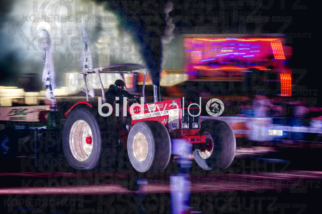 Trecker Treck Hohenhorn 2025 Pulling Party (595 von 778) | BILDWALD - eine Auswahl an Bildern von Thomas Perrotton zum bestellen und genießen. Alle Bilder von Thomas Perrotton - Alle Bilder mit einer SONY Kamera gemacht - SONY TAMRON SIGMA PHOTOSHOP LIGHTROOM BILDWALD Online kaufen Bilderwald Wandbilder - Realisiert mit Pictrs.com