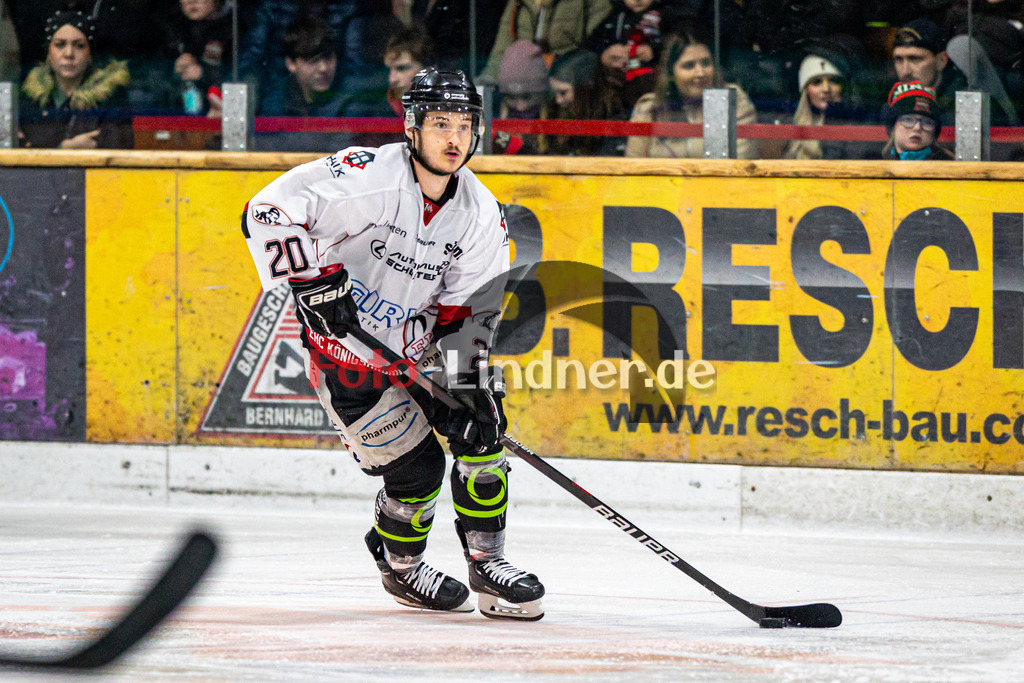 Spiel 3 Finale TSV Peißenberg Miners vs EHC Königsbrunn | Eishockey Bayernliga Playoffs 2023/2024, Spiel 3 Finale TSV Peißenberg Miners vs EHC Königsbrunn, 20240328,
Philipp SANDER (EHC 20) in Aktion,
2024-03-28 in Peißenberg (Eisstadion)
20 Philipp SANDER (EHC 20)
Copyright: WolfgangxLindner foto-lindner.de