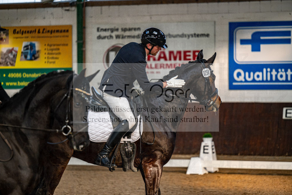 20240308-DOS_4547 | Entdecke hochwertige Reitturnierfotos von Foto Oger. Professionell, emotional und authentisch – jetzt Lieblingsmomente im Shop bestellen.Deutschlandweite Turnierfotografie. - Realisiert mit Pictrs.com