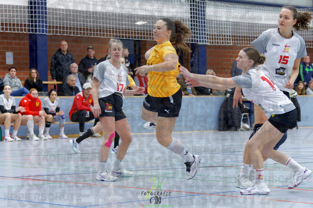 Frauen Oberliga Mitte (HHV); HSG Eibelshausen/Ewersbach - HSG Wettenberg II | Frauen Oberliga Mitte (HHV); HSG Eibelshausen/Ewersbach - HSG Wettenberg II am 13.12.2025 in Steinbrücken (Sporthalle am Hammerweiher)Photo © 2025 - Jörg Heinrich - Realisiert mit Pictrs.com