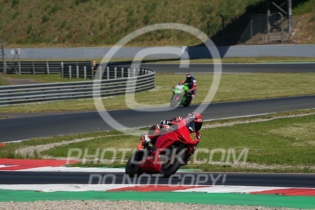 2025_05_12_PBK_15136 | Sportfotografie; SlowMotion; Video; Rennstrecke; Hafeneger; Speer; Racing; RSE; BMW; CBO; Trackday; Motorsportarena; Hockenheimring; Brno; Most; Barcelona; Valencia