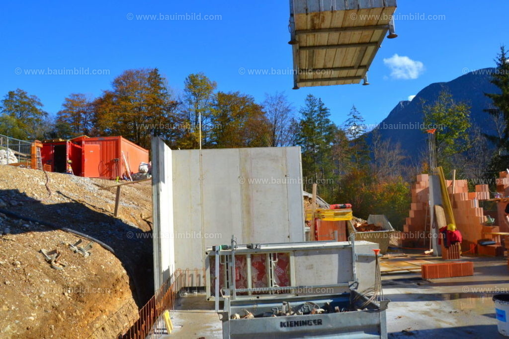 bib-lg04-betonarbeiten-0587 | Nach LV-Leistungsgruppen sortierte Detailfotos über den Bau eines Hauses. Alle Hausbau-Bilder direkt vom Urheber und Autor der Website Haus-Selber-Bauen.com