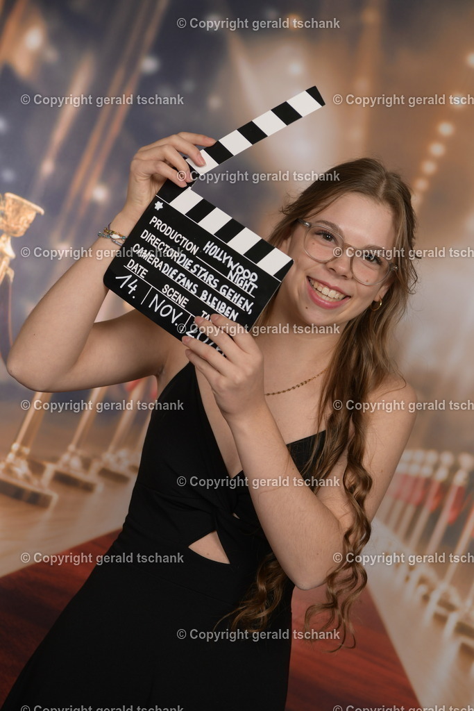 MT1_4041 | Wählen Sie hier bitte Ihr bestes Foto aus, mit diesem Bild wird Ihr Set produziert. Sollten Sie kein Bild wählen oder mehrere suchen wir das Beste aus!
