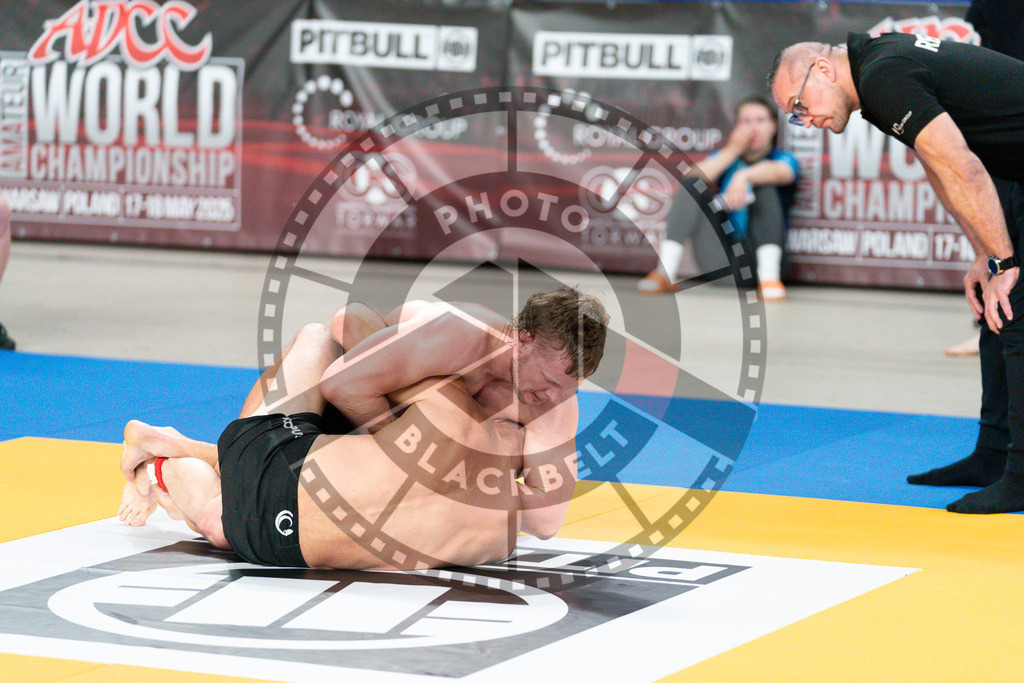 20250517PBB0657 | Athletes compete during the first day of the ADCC Amateur World Championship on May 15, 2025 in Warsaw, Poland. © Chiara Dazi / photoblackbelt