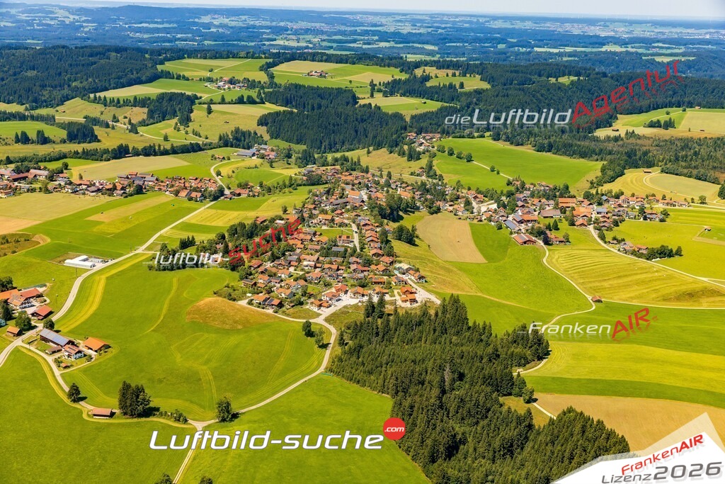 Luftaufnahme von Wildsteig Vs Google Maps- Die Luftaufnahme wurde 2025 vom UL-Flugzeug heraus erstellt ( keine Drohne ) - Hochauflösende Luftaufnahme - für professionelle Ausdrucke geeignet. Die Geschenkidee !Mit Lizenz und Bildrechte bestellbar