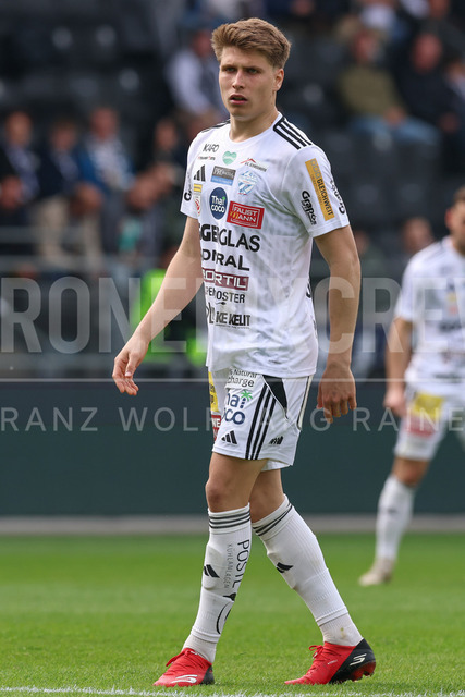 SK Puntigamer Sturm Graz vs TSV Egger Glas Hartberg – Championship Group    | Graz, Austria, 12.Apr.26 - SOCCER - ADMIRAL Bundesliga, SK Puntigamer Sturm Graz vs TSV Egger Glas Hartberg. The image shows Marco Hoffmann (Hartberg).    