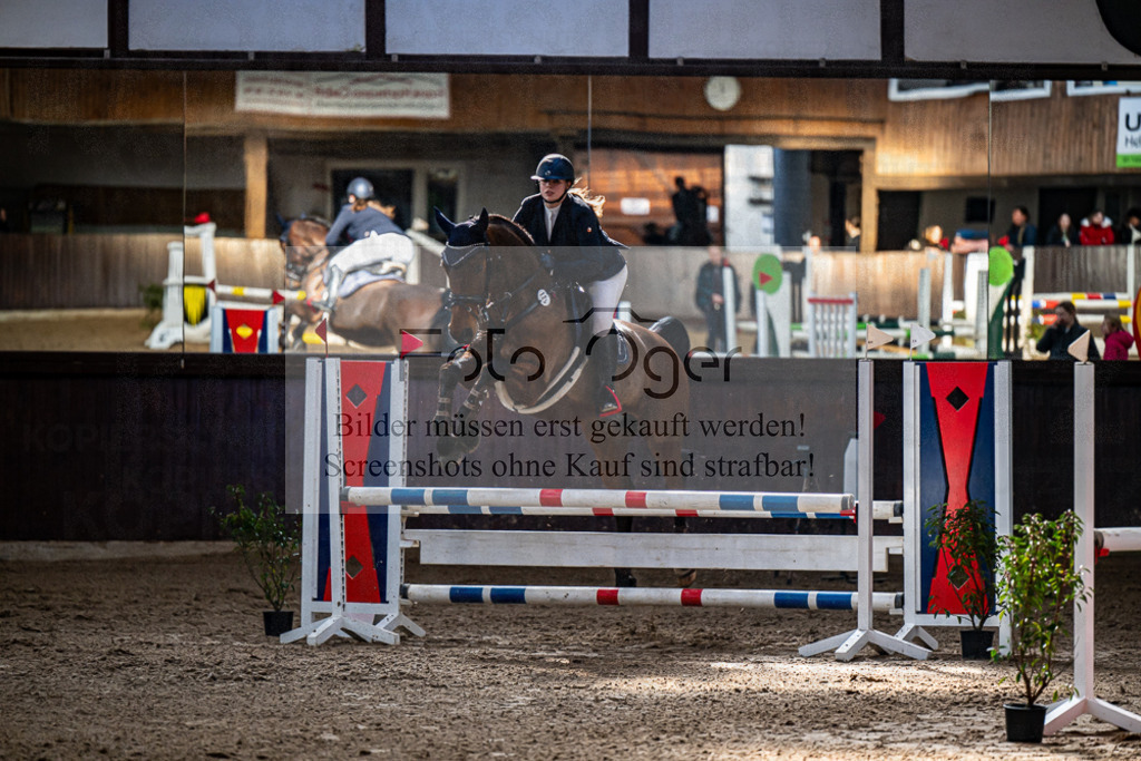 20240309-DOS_6637 | Entdecke hochwertige Reitturnierfotos von Foto Oger. Professionell, emotional und authentisch – jetzt Lieblingsmomente im Shop bestellen.Deutschlandweite Turnierfotografie. - Realisiert mit Pictrs.com