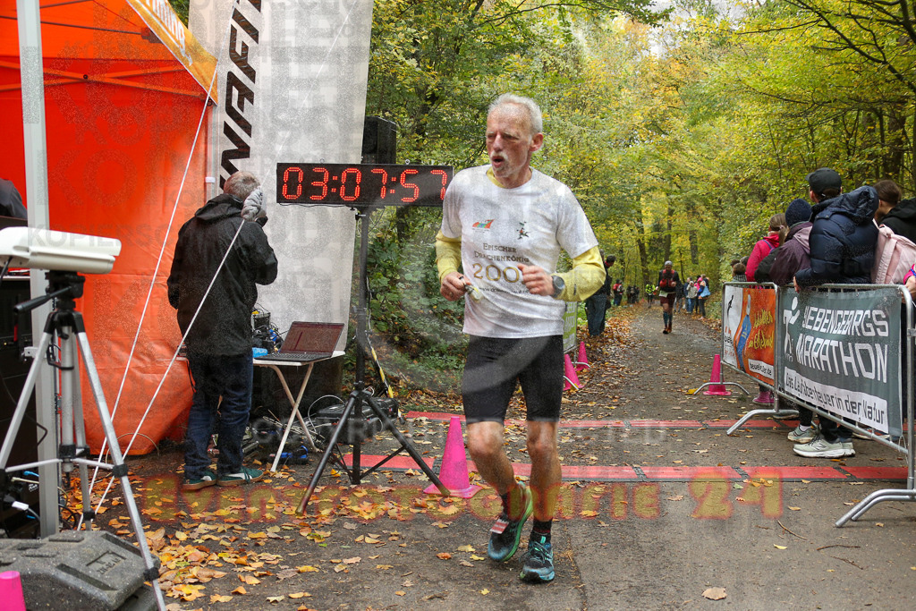 251026_1309_EX1_2696 | Sportfotografie im Rhein-Sieg Kreis, Köln, Bonn, NRW, Rheinland Pfalz, Hessen, etc. Unser Tätigkeitsfeld umfasst den Laufsport vom Volkslauf über den Marathon, Duathlon, Triathon bis zum Ultralauf wie Kölnpfad Ultra oder Schindertrail.