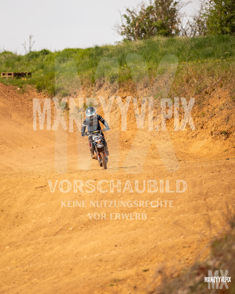 866A4261 | mxndyyvipix