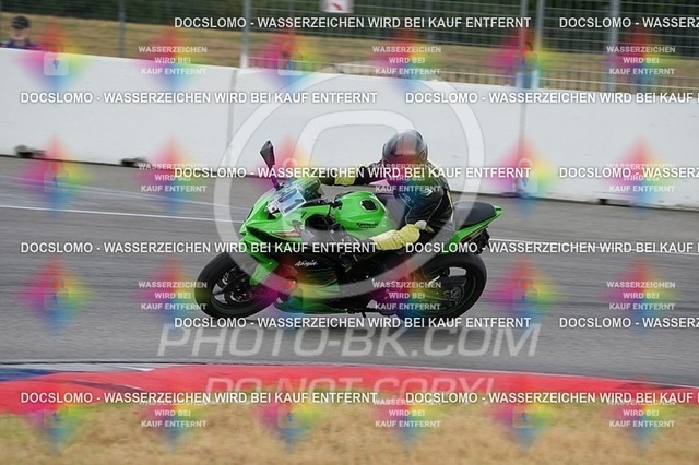 2025_07_15_PBK_21553 | Sportfotografie; SlowMotion; Video; Rennstrecke; Hafeneger; RSE; Speer; Trackday; Motorsportarena; Hockenheimring; Brno; Most; Barcelona; Valencia, Benny; Kaetzmer;