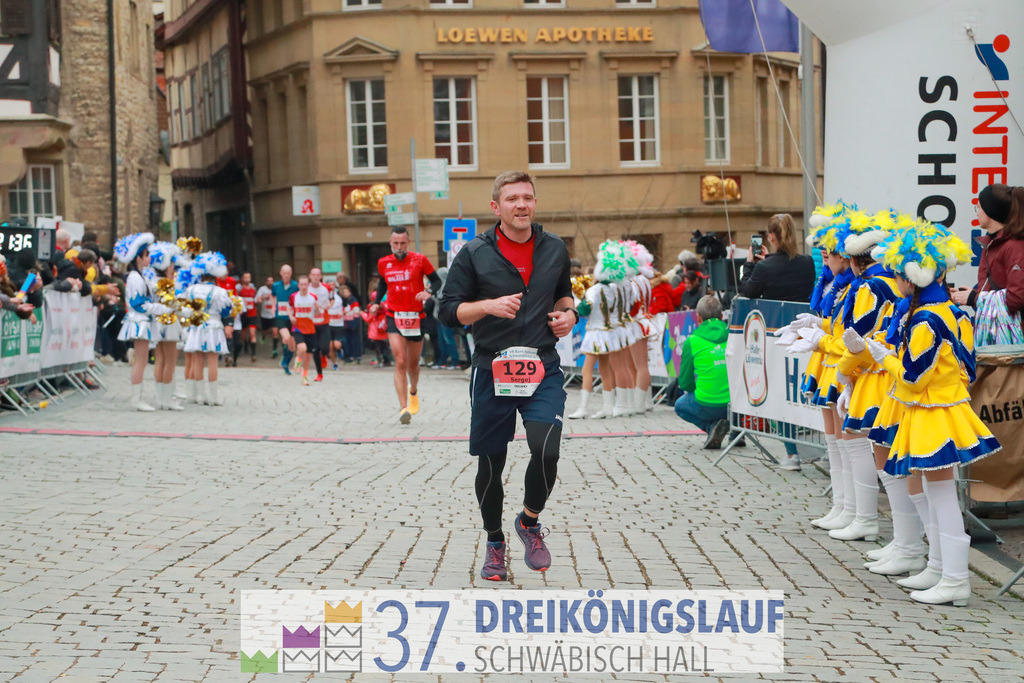 VR Bank Hauptlauf 10000m | 3 Koenigslauf 2023 - Realisiert mit Pictrs.com