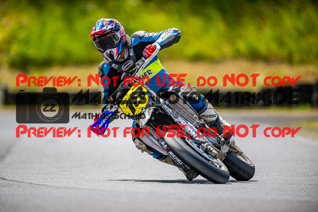 MaZZes_FotoMatrix_220528_1018 | Fotograf Mathias Schmid
Sportfotograf,
Eventfotograf,
Hochzeitsfotograf,
Portraitfotograf