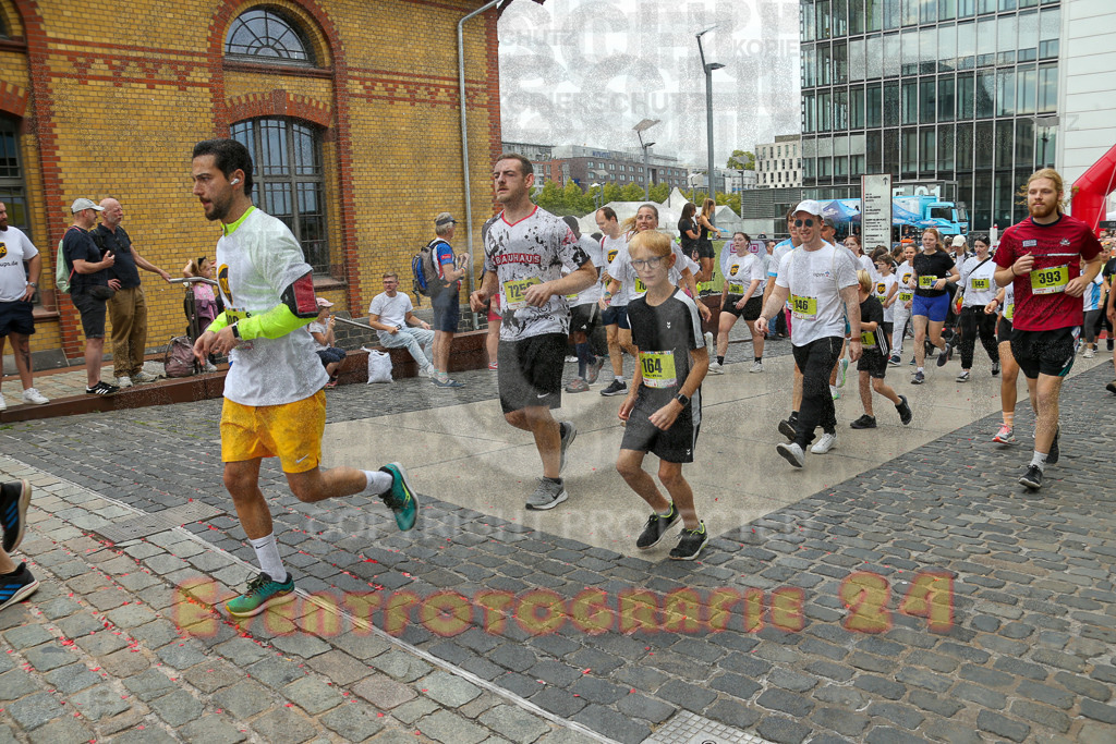 250920_1302_EX1_3874 | Sportfotografie im Rhein-Sieg Kreis, Köln, Bonn, NRW, Rheinland Pfalz, Hessen, etc. Unser Tätigkeitsfeld umfasst den Laufsport vom Volkslauf über den Marathon, Duathlon, Triathon bis zum Ultralauf wie Kölnpfad Ultra oder Schindertrail.