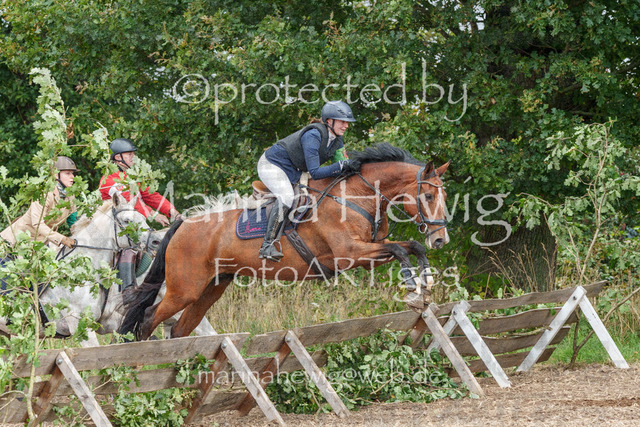 Jagd Perdoel_MarinaHewigMCH04316 | Fotografie, FotoArt, PferdesportArt, Pferdesportfotografie, Landschaftsfotografie, Reisefotografie, Reise, Pferde - Realisiert mit Pictrs.com