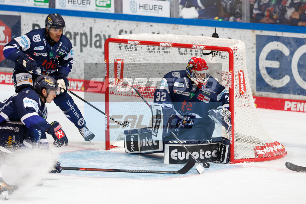 Eishockey | Hendrik Hane - © Sportfoto-Sale (Jan Brüggemann) - Realisiert mit Pictrs.com