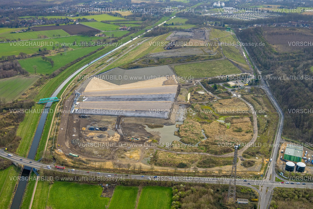 Dinslaken240308770 | Luftbild, Bergehalde Wehofen und Deponie Wehofen, Blaue Brücke über den Fluss Emscher, Hiesfeld, Dinslaken, Nordrhein-Westfalen, Deutschland