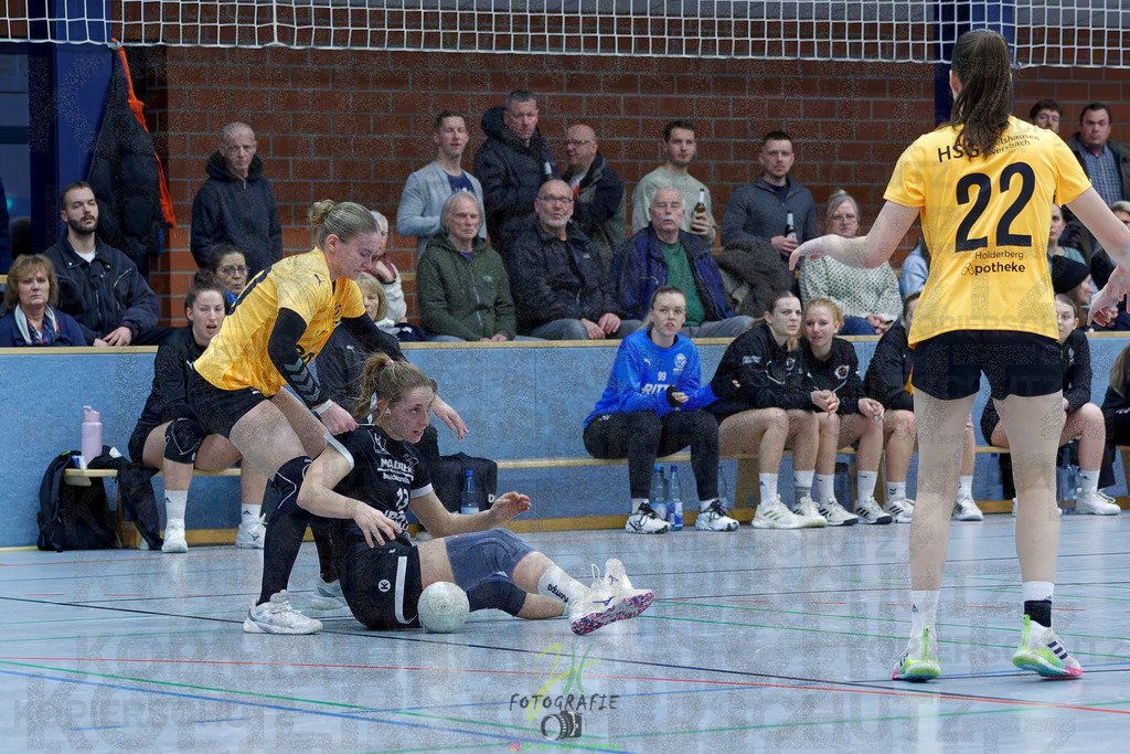 Handball Frauen Oberliga Mitte, HSG Eibelshausen/Ewersbach - HSG Lumdatal | Handball Frauen Oberliga Mitte, HSG Eibelshausen/Ewersbach - HSG Lumdatal am 21.02.2026 in Dietzhölztal-Steinbrücken (Sporthalle am Hammerweiher)Photo © 2026 - Jörg Heinrich - Realisiert mit Pictrs.com