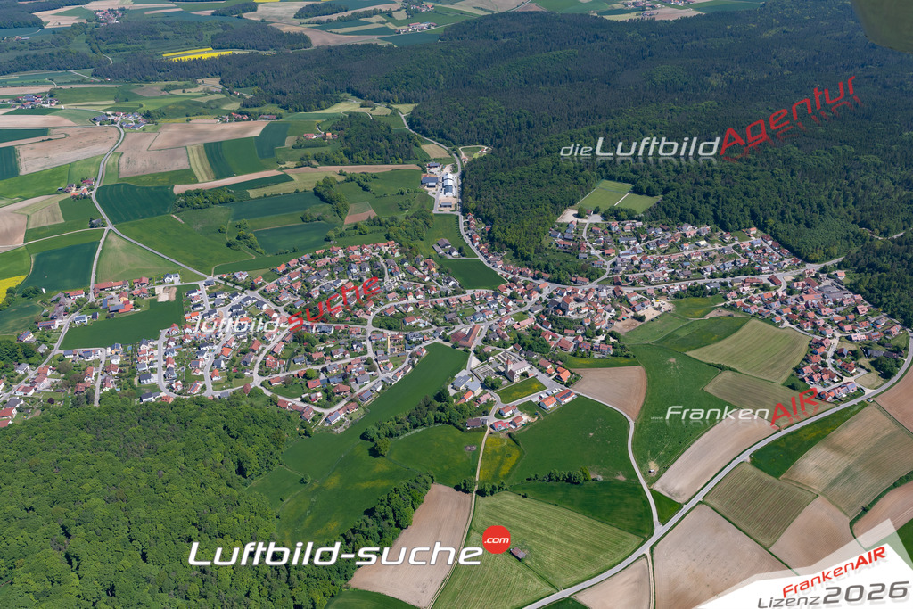 Das Luftbild der Stadt Wolfsegg wurde 2021 vom Flugzeug heraus erstellt (keine Drohne) Aufnahmehöhe ca.450 Meter- hohe Bildauflösung und Druck-Qualität garantiert!