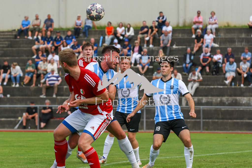 993T3161 | Medien- Sport- Entertainmentfotos