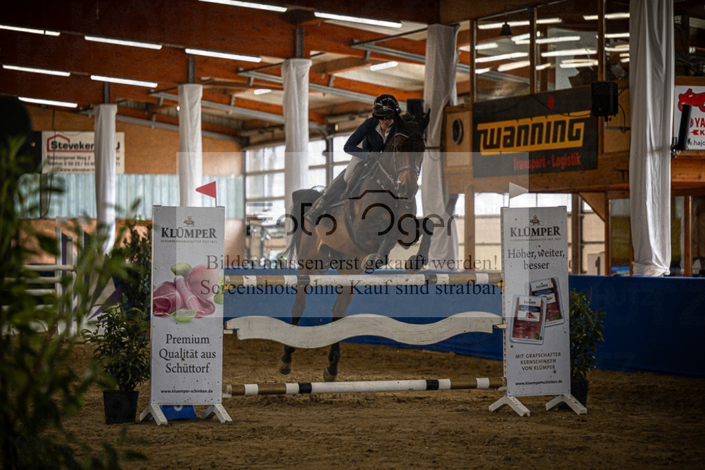 DOS_1123 | Entdecke hochwertige Reitturnierfotos von Foto Oger. Professionell, emotional und authentisch – jetzt Lieblingsmomente im Shop bestellen.Deutschlandweite Turnierfotografie. - Realisiert mit Pictrs.com