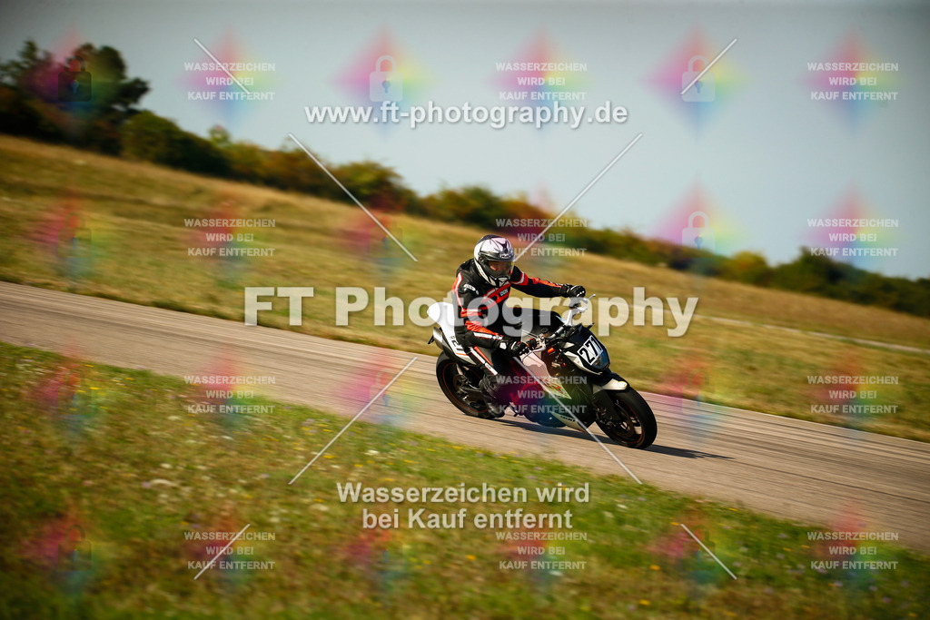 _MOT5894 | Hier findet Ihr Bilder von Touristenfahrten auf der Nürburgring Nordschleife oder von anderen Veranstaltungen die ich besucht habe. Viel Spass beim Durch Schauen 