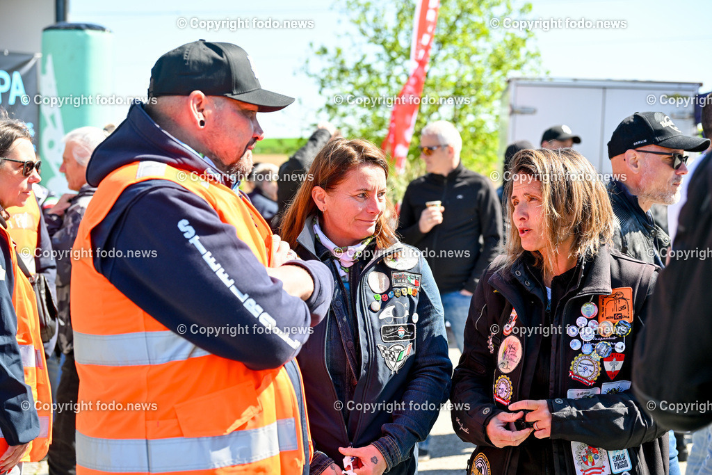 Lets Vespa togehter 2025_ Vespatreffen Neuhofen_ 27.04.2025-66 | 27.04.2025, Neuhofen, Kremsmuenster, AUT, Lets Vespa togehter 2025, Vespatreffen, im Bild Teilnehmer Vespatreffen, Motorsport Stadler©Copyright: Harald Dostal / fodo.media   Alle Bilder honorarfrei