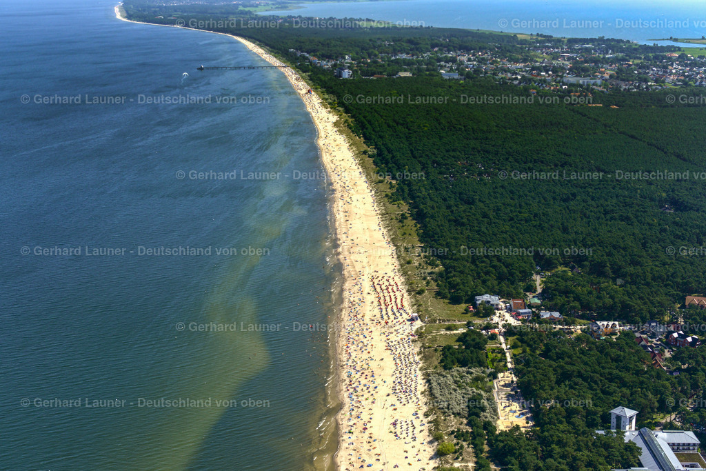 3637742 | TRASSENHEIDE 25.08.2016 Sandstrand- Landschaft entlang des Küsten- Verlaufes der Ostsee in Trassenheide auf der Insel Usedom im Bundesland Mecklenburg-Vorpommern, Deutschland. // Beach landscape along the of Baltic Sea in Trassenheide on the island of Usedom in the state Mecklenburg - Western Pomerania, Germany. Foto: Gerhard Launer