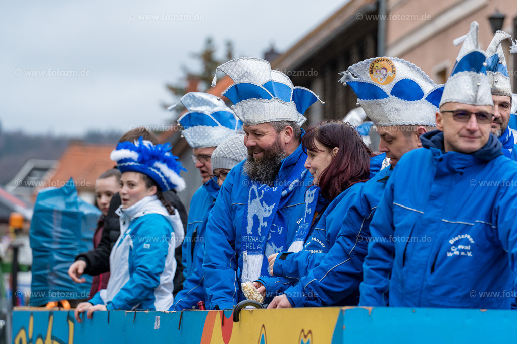 Festumzug_Benshausen_2023-0097 | Entdecken Sie die Schönheit von Veranstaltungen mit unserem Bildershop für professionelle Veranstaltungsfotos. Tauchen Sie ein in eine Welt voller lebendiger Bilder, die die Atmosphäre und die Emotionen von unvergesslichen Momenten einfangen. - Realisiert mit Pictrs.com