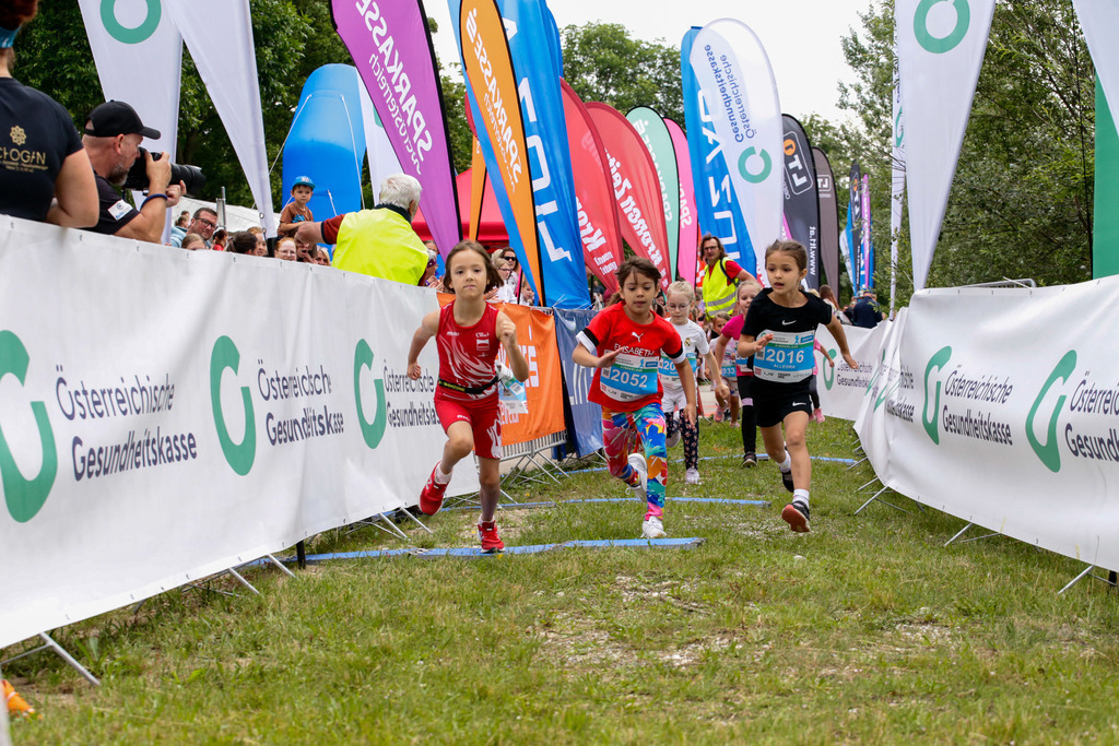 ..... | LINZ,AUSTRIA, 23.06.24, ÖGK Frauenlauf Linz  , Image shows: Photo: WAPICS / Andreas Willdoner