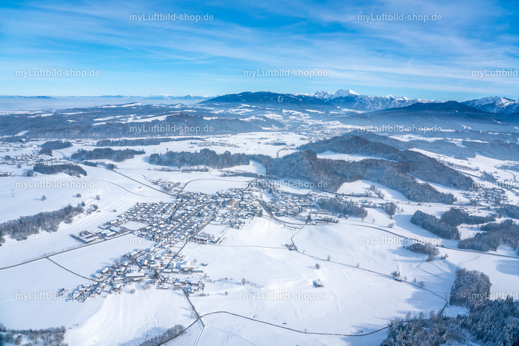 luftbild-vachendorf-winter-bruno-kapeller.ARW-8 | Luftbild von Vachendorf im Winter - Realisiert mit Pictrs.com