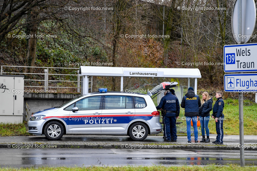Polizeieinsatz Mordversuch_ Polizei_ Leonding_ 09.01.2023-9 | 09.01.2023, Polizeieinsatz Leonding, AUT, im Bild, Polizeieinsatz Mordversuch, Polizei, Fahndung, Tatort, Spurensicherung
