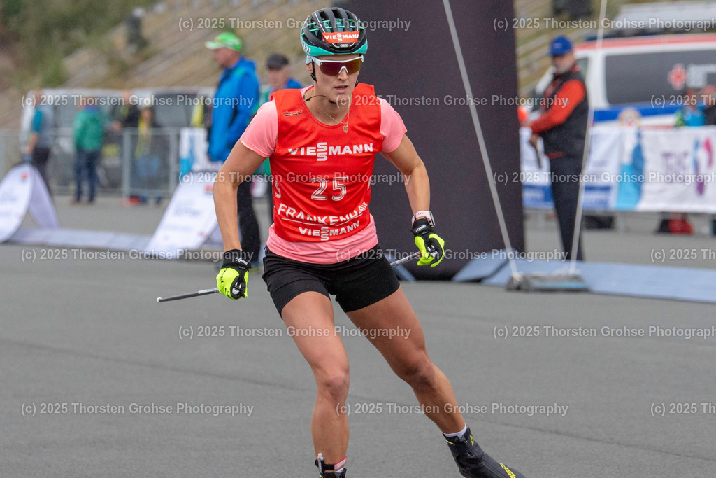 Deutsche Meisterschaften Biathlon | Deutsche Meisterschaften Biathlon, Speziallanglauf Frauen am 14.09.2018 in der DKB SKI ARENA in Oberhof, (Deutschland)

Bild: Herrmann Denise vom WSV Erzgebirge Oberwiesenthal / BwFb - Realisiert mit Pictrs.com