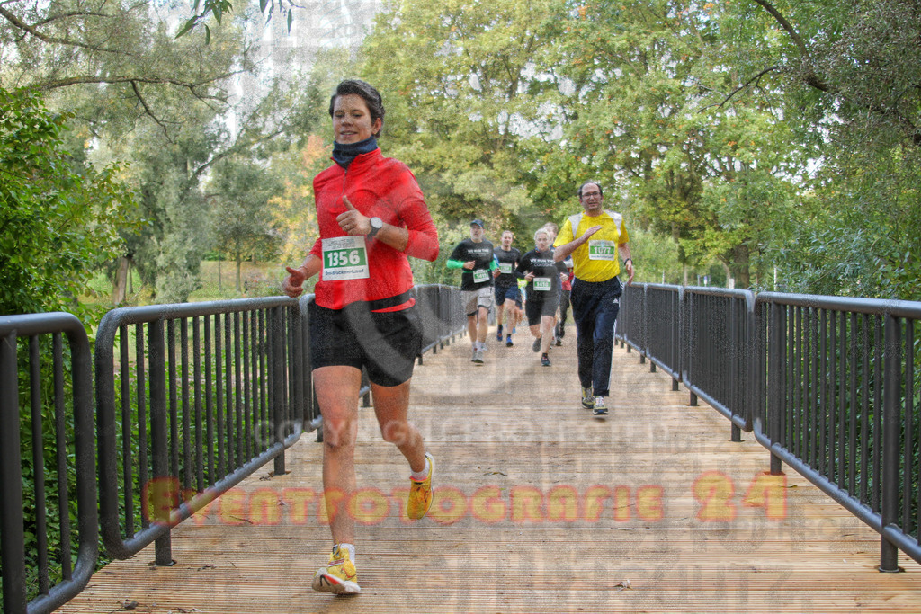231015_1012_EV4_1015 | Sportfotografie im Rhein-Sieg Kreis, Köln, Bonn, NRW, Rheinland Pfalz, Hessen, etc. Unser Tätigkeitsfeld umfasst den Laufsport vom Volkslauf über den Marathon, Duathlon, Triathon bis zum Ultralauf wie Kölnpfad Ultra oder Schindertrail.
